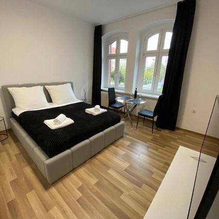 Vip Rooms Apartment Torun Exterior foto