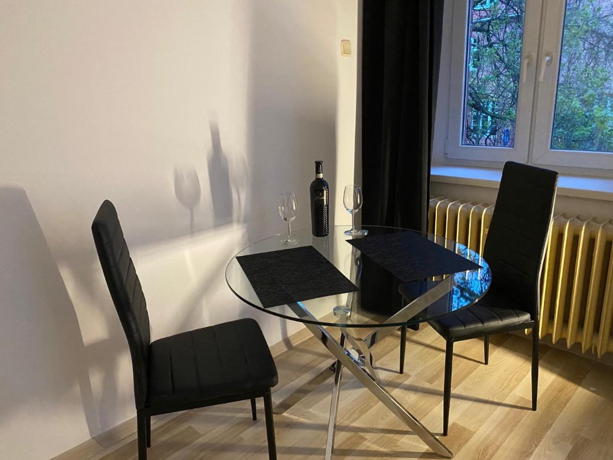 Vip Rooms Apartment Torun Exterior foto
