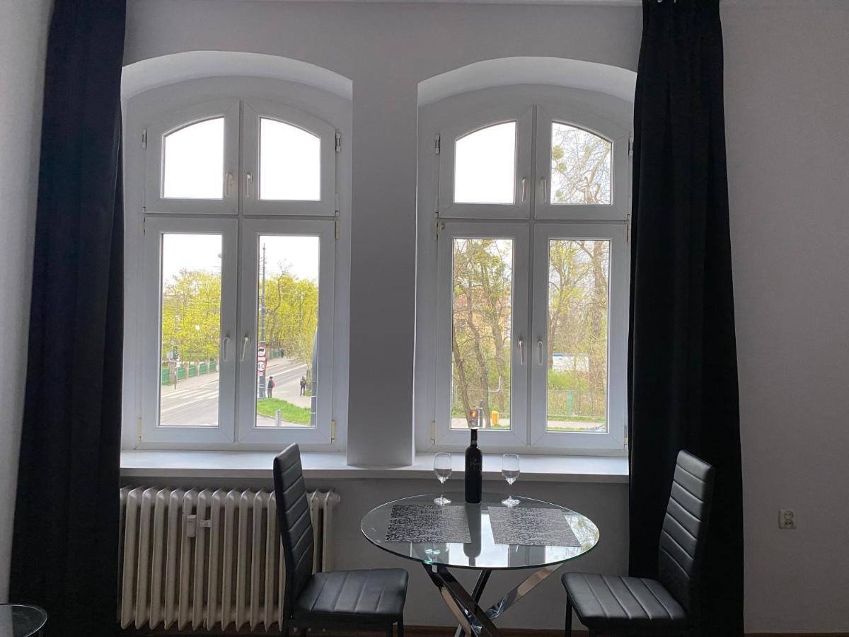 Vip Rooms Apartment Torun Exterior foto