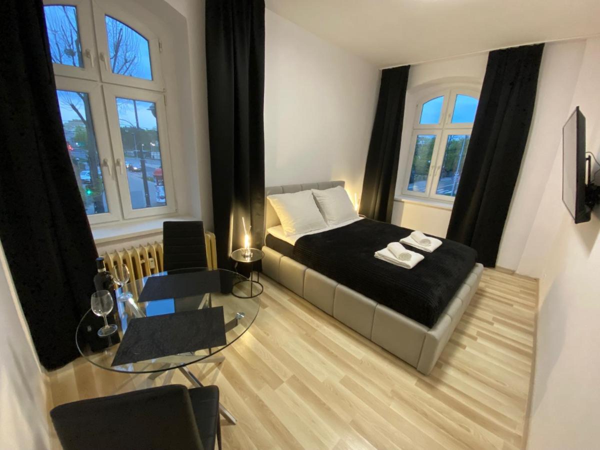 Vip Rooms Apartment Torun Exterior foto